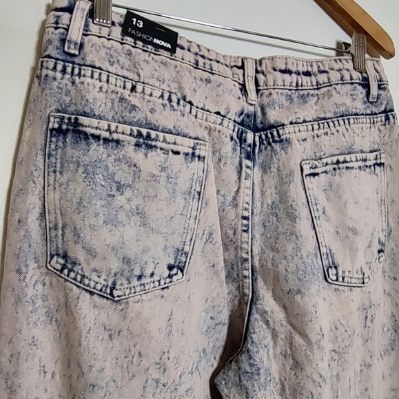 Fashion Nova No Time For Games Pink Acid Wash Relaxed Straight Leg Jeans - Picture 6 of 6